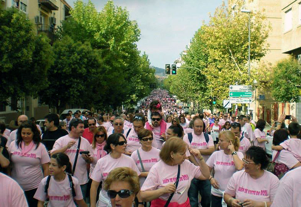 AJICAM - Jaén se viste de rosa