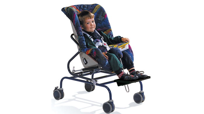 Fisioterapeutas aconsejan el uso de reposacabezas en sillas de bebé en los  coches